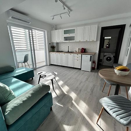 1 Mai - Luxury Park Apartments - Self Check-In - Private Parking - 2 Craiova Exteriér fotografie
