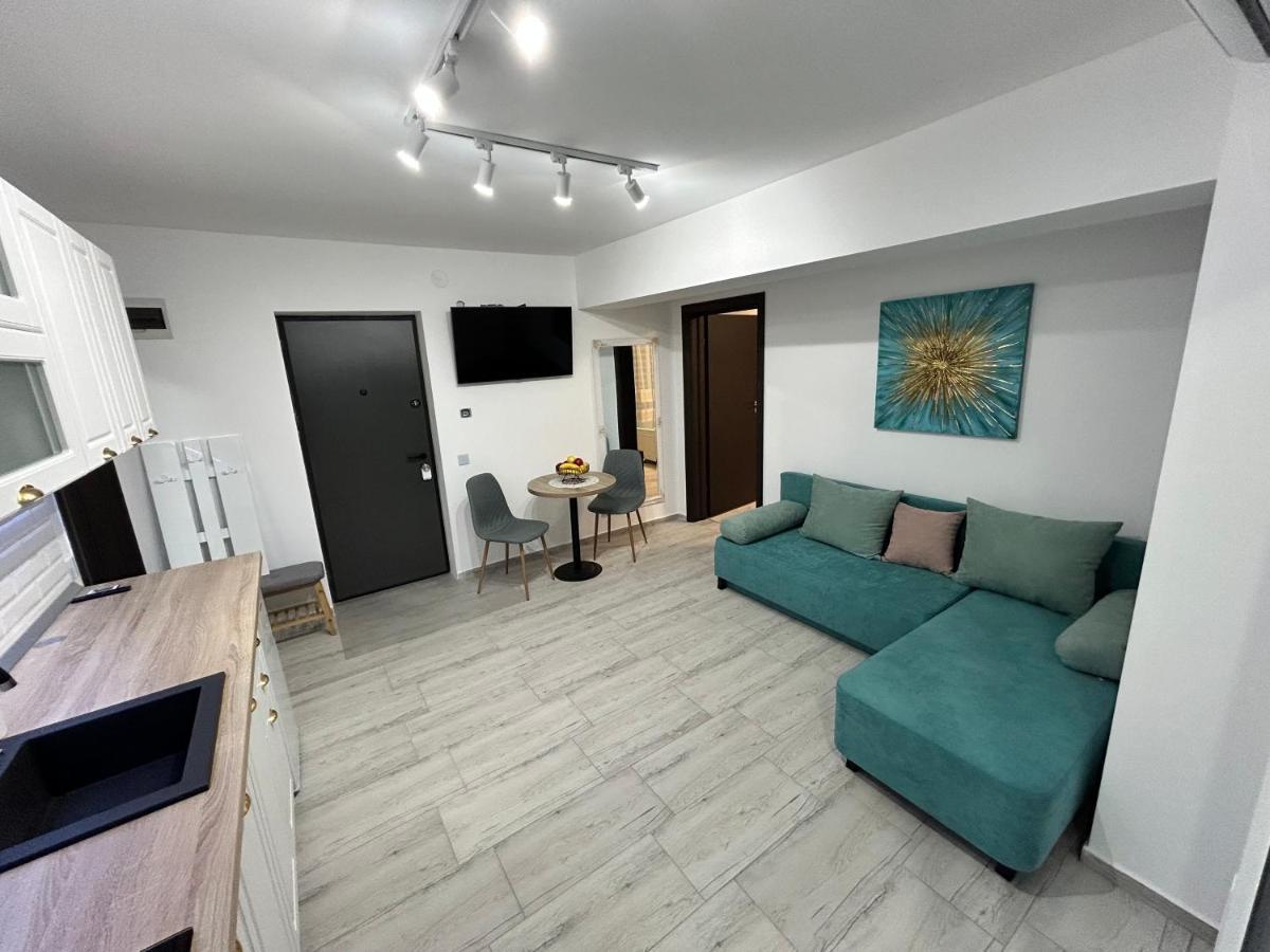 1 Mai - Luxury Park Apartments - Self Check-In - Private Parking - 2 Craiova Exteriér fotografie